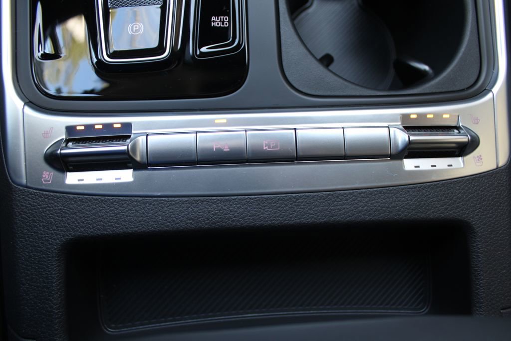 New 2026 Kia Carnival SX w/ SX Dark Edition Package image 46