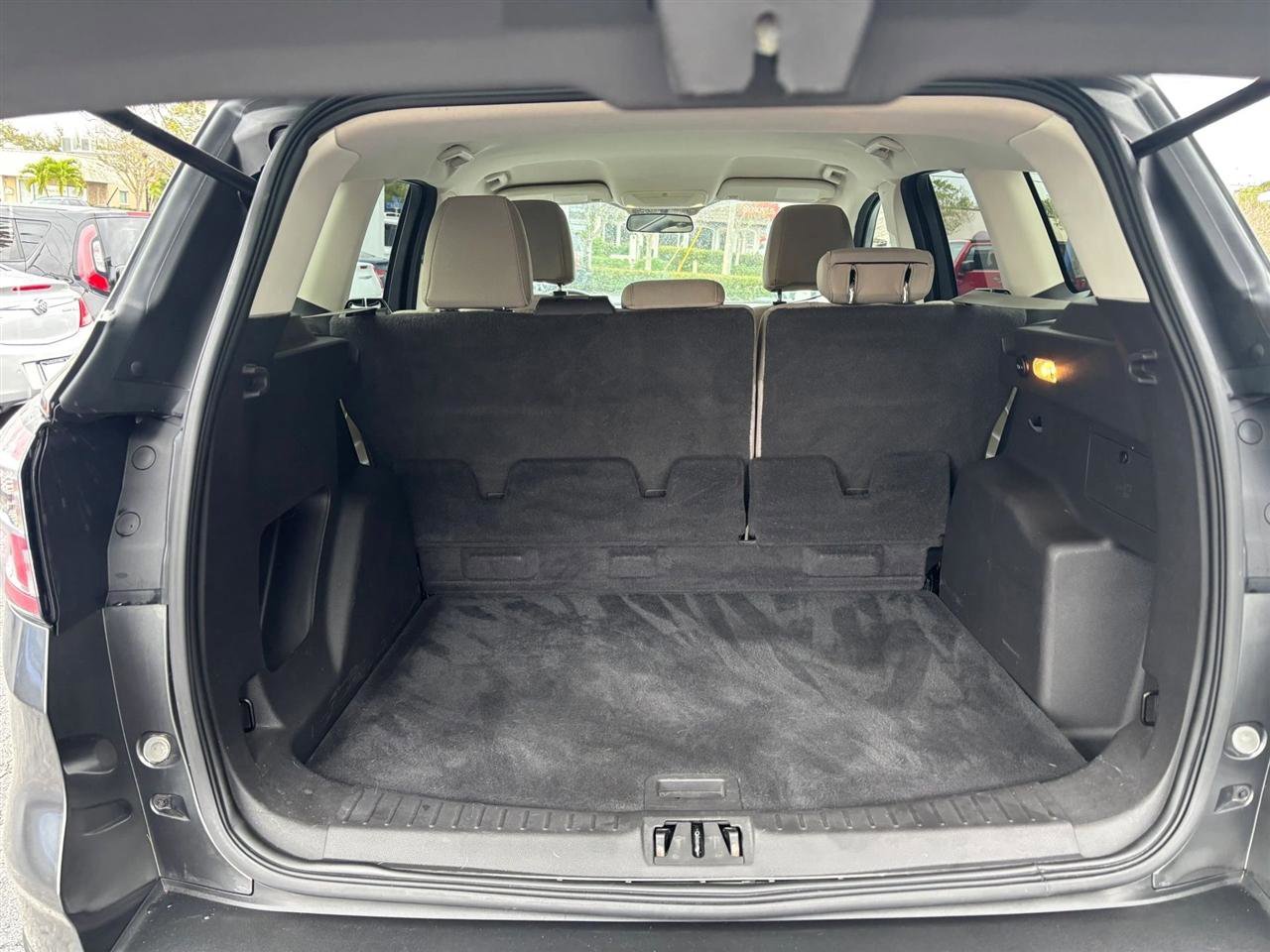 Used 2017 Ford Escape SE image 13