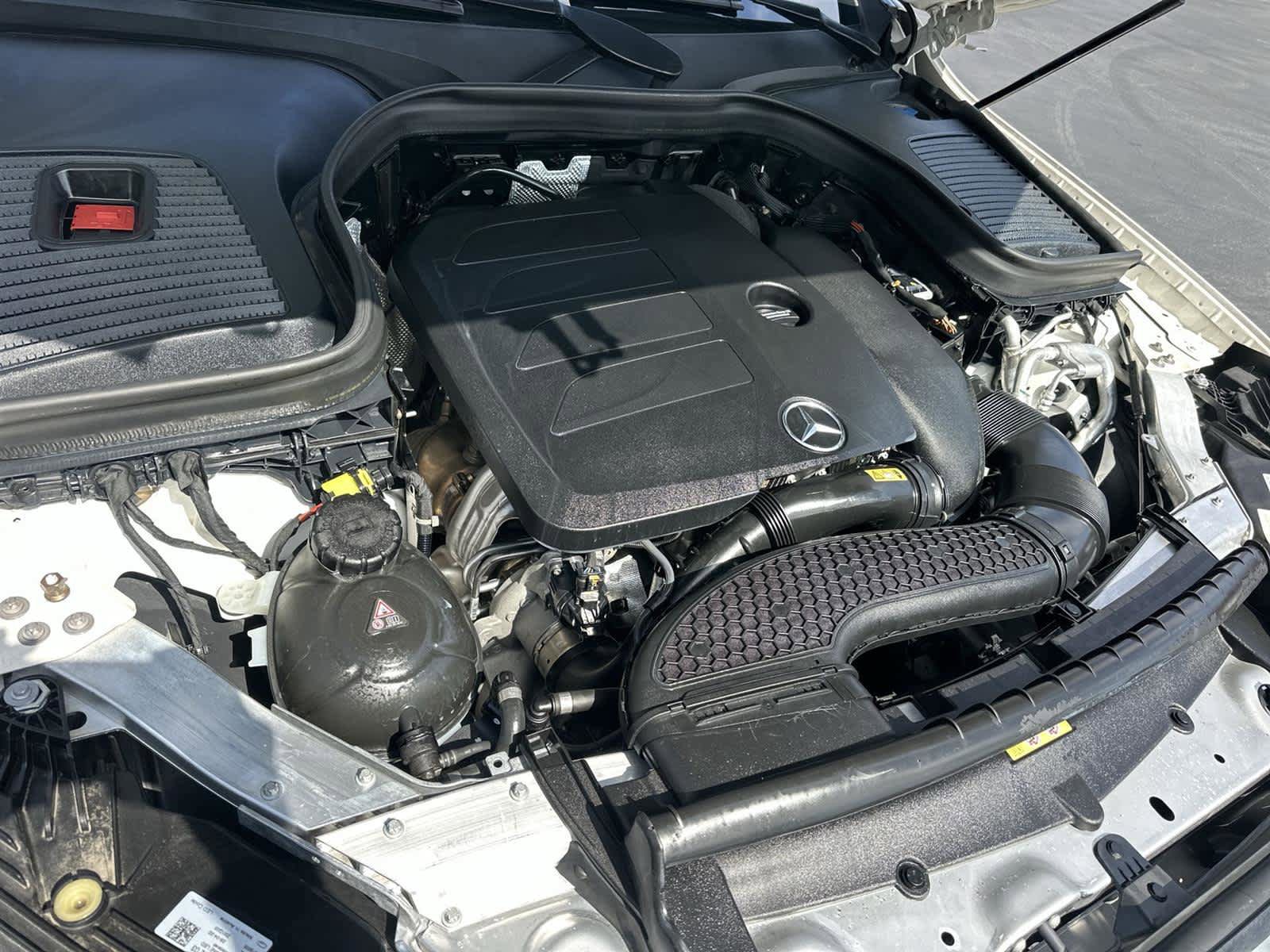 Used 2020 Mercedes-Benz GLC 300 image 10