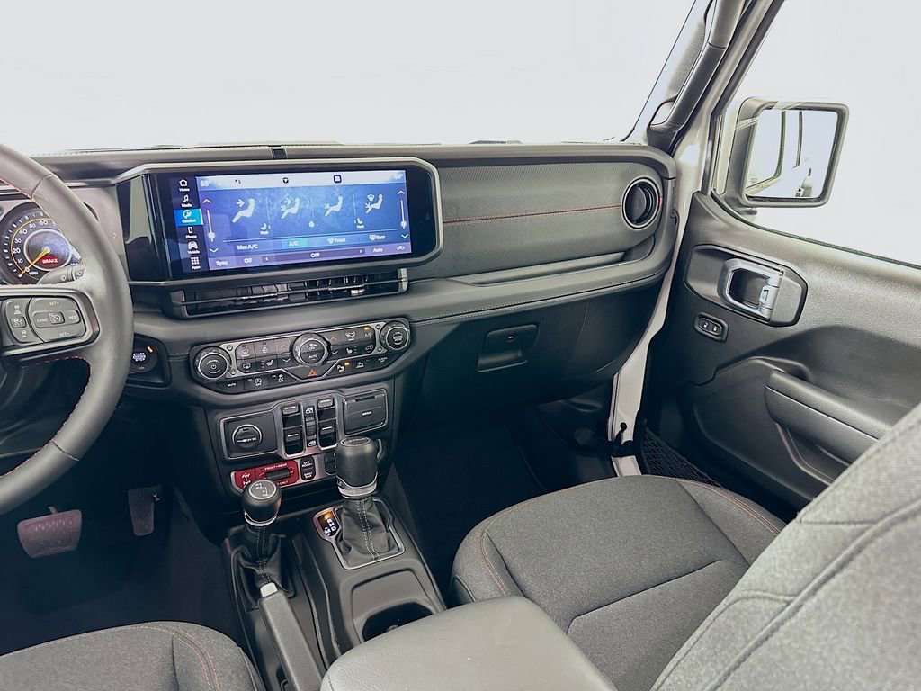 Used 2024 Jeep Gladiator Rubicon w/ Safety Group image 23