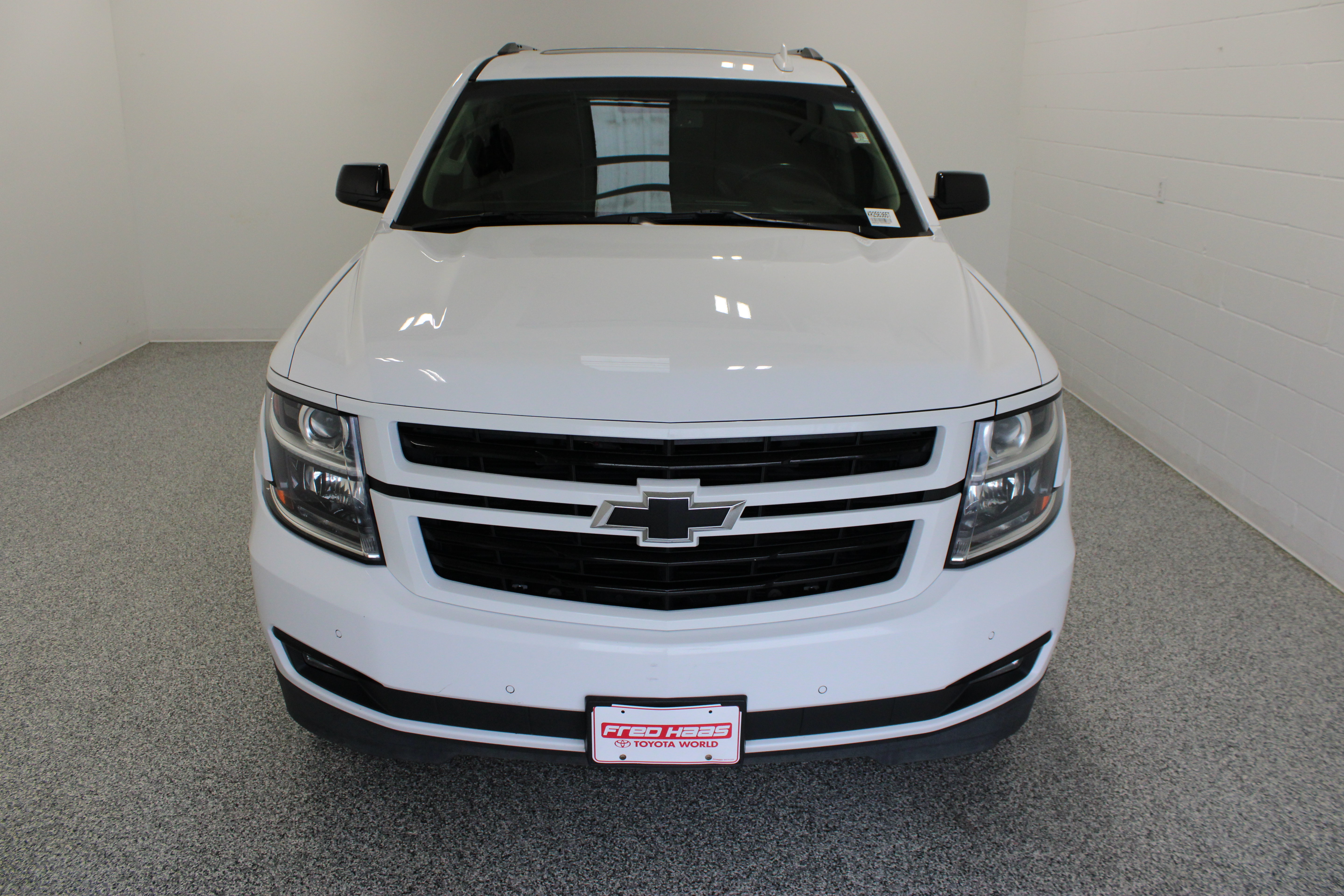 Used 2019 Chevrolet Tahoe Premier AWD/4WD image 3