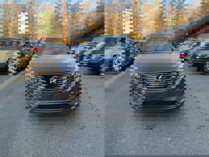 Used 2015 Hyundai Sonata Sport 2.0T image 2