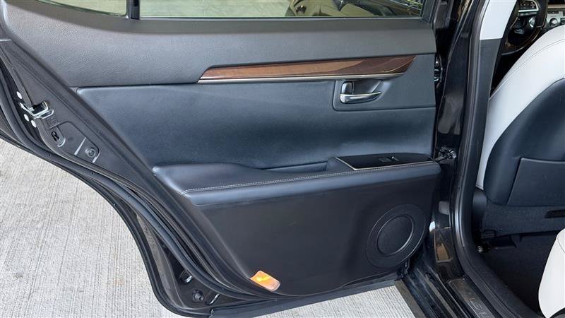 Used 2018 Lexus ES 350 w/ Navigation System Package FWD image 42