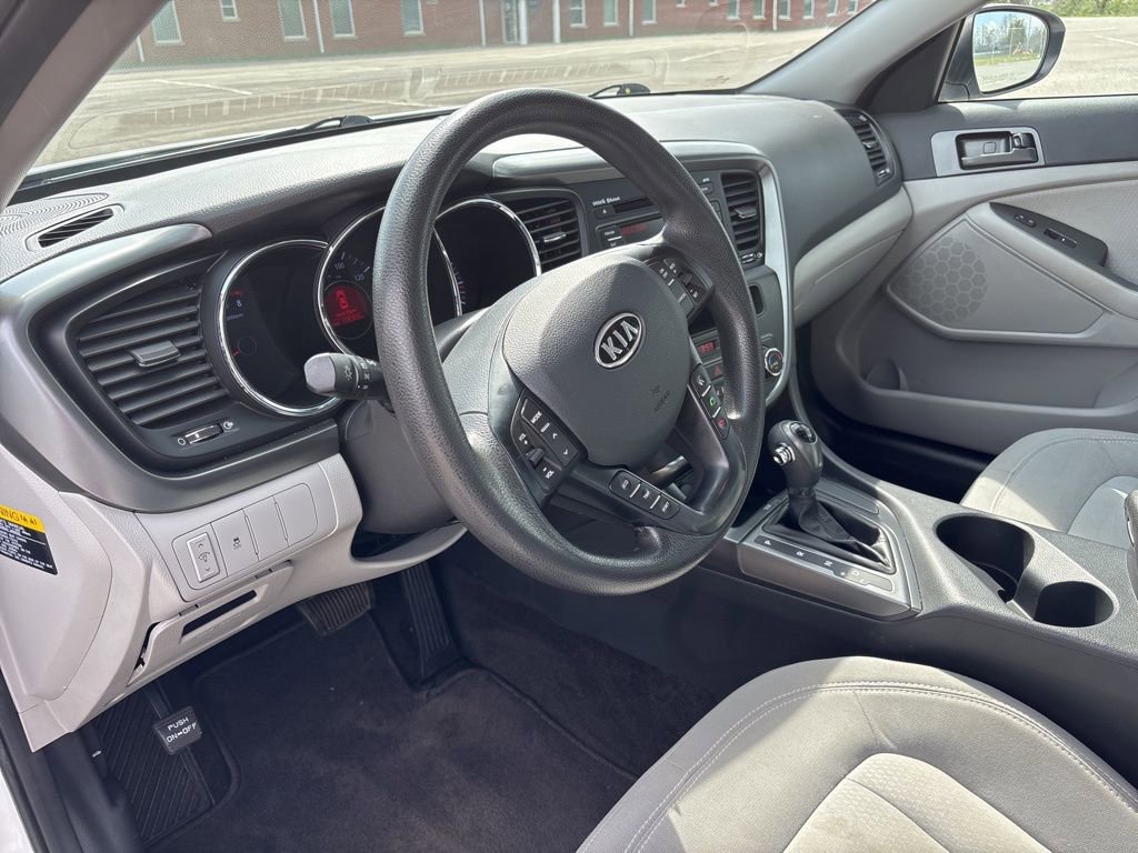 Used 2011 Kia Optima LX w/ Convenience Pkg image 14