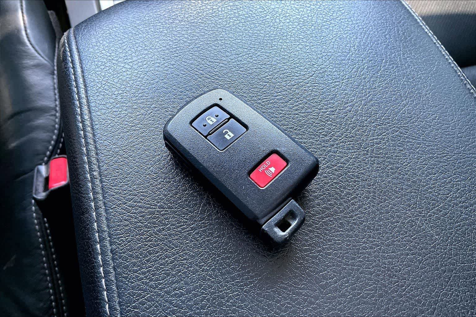 Used 2021 Toyota 4Runner Limited RWD image 19
