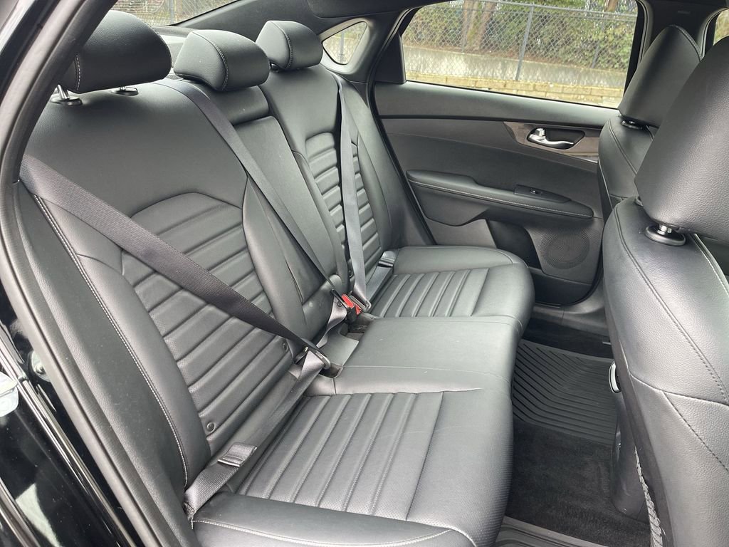 Used 2024 Kia Forte GT-Line w/ GT-Line Premium Package image 28