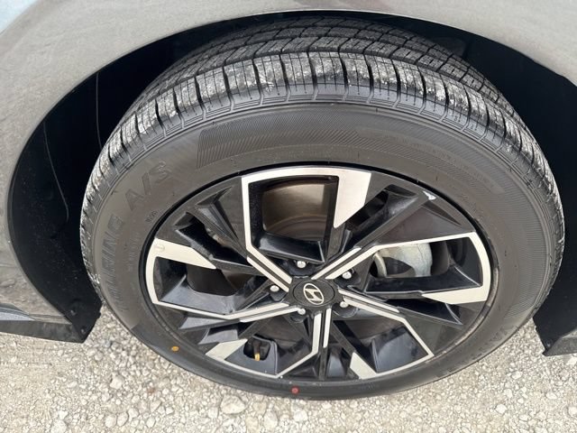 Used 2025 Hyundai Sonata SEL FWD image 22
