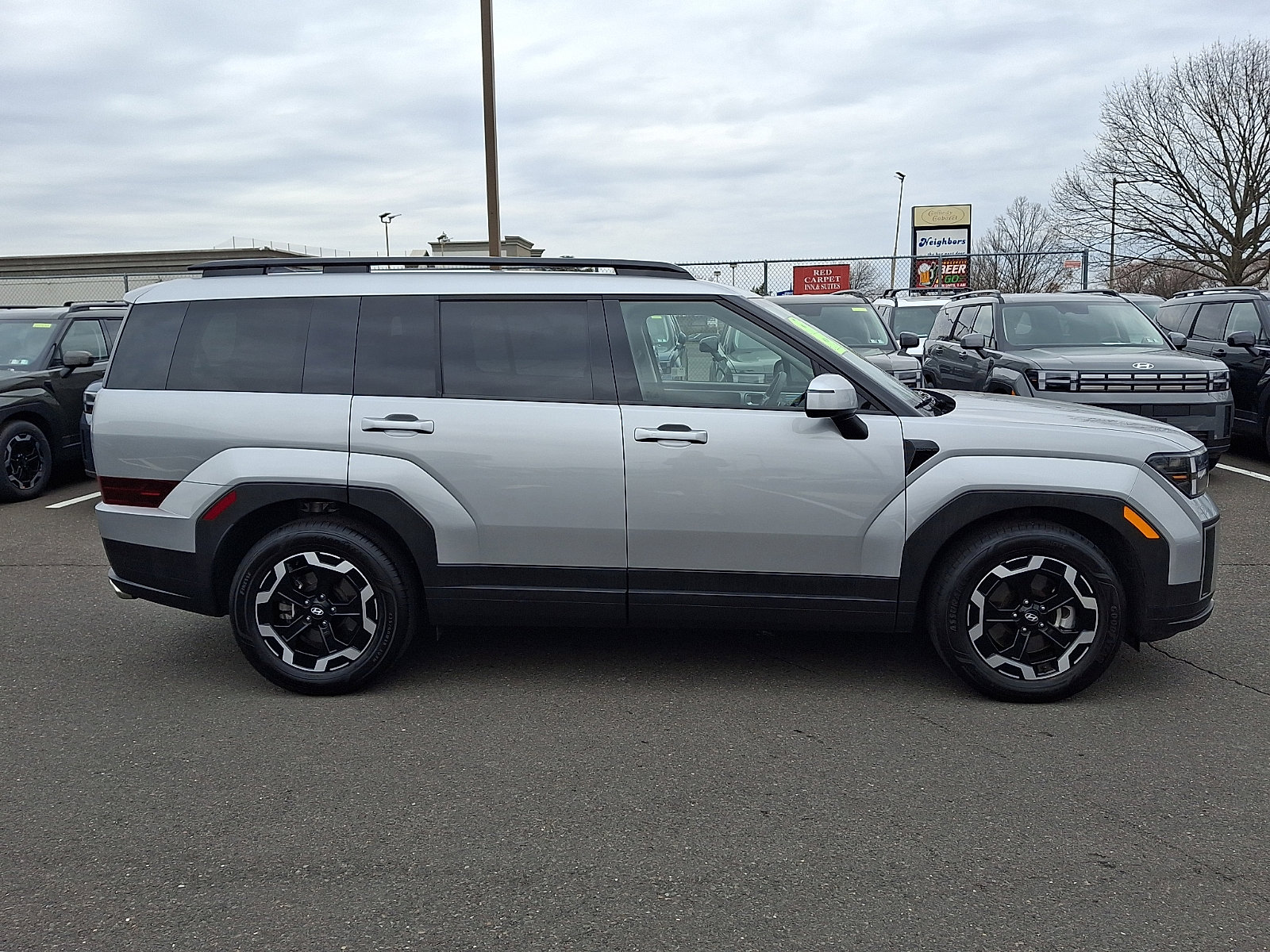 Certified 2025 Hyundai Santa Fe SEL image 7