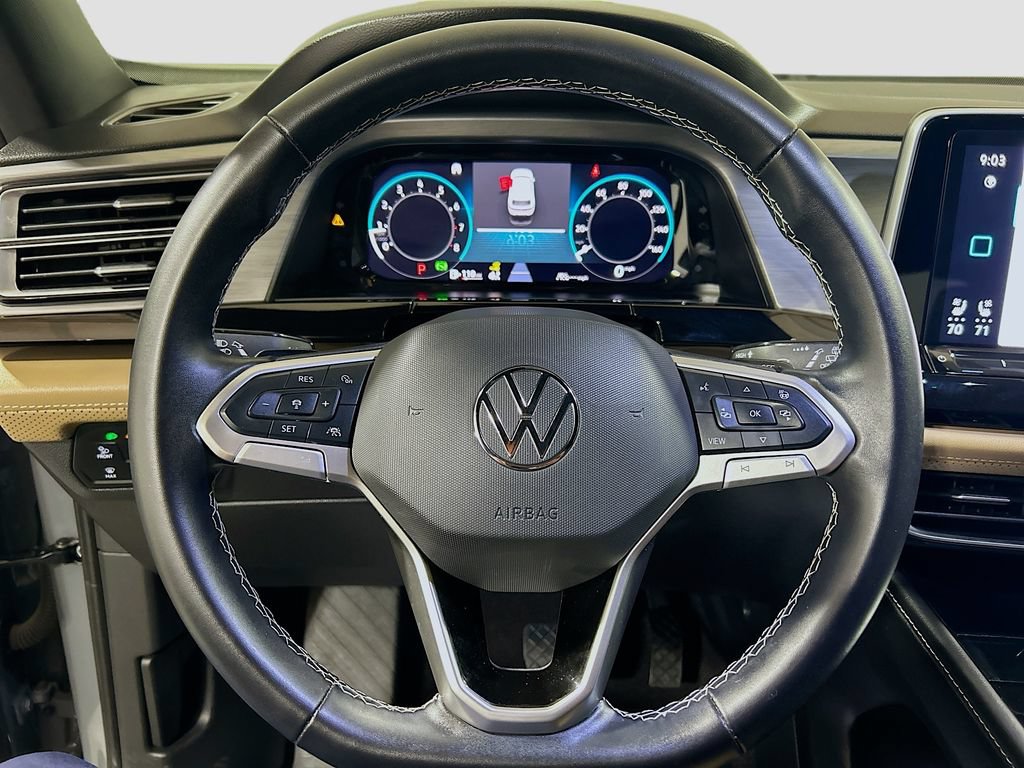 Used 2025 Volkswagen Atlas Cross Sport SE FWD image 9