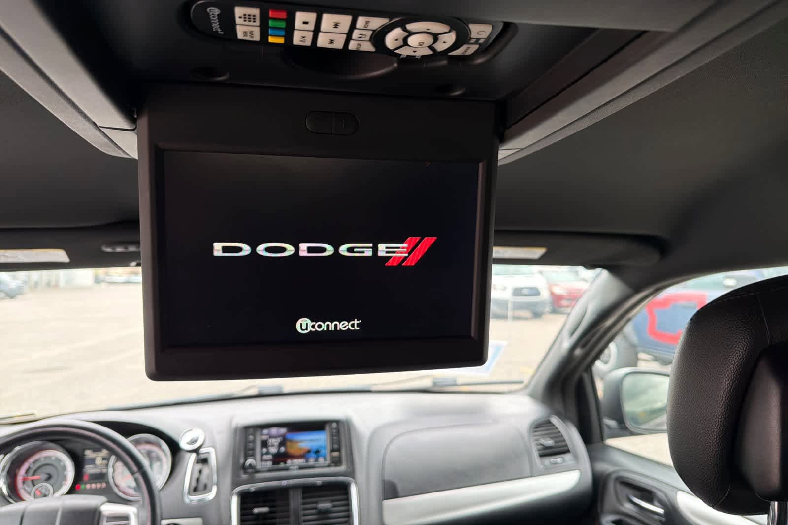 Used 2015 Dodge Grand Caravan R/T image 16