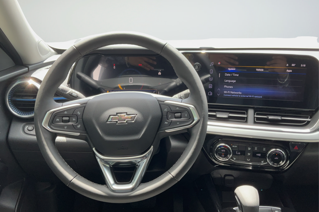 New 2026 Chevrolet Trax LT w/ Driver Confidence Package FWD image 11