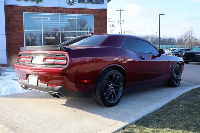 Used 2022 Dodge Challenger R/T Scat Pack w/ Driver Convenience Group RWD image 33