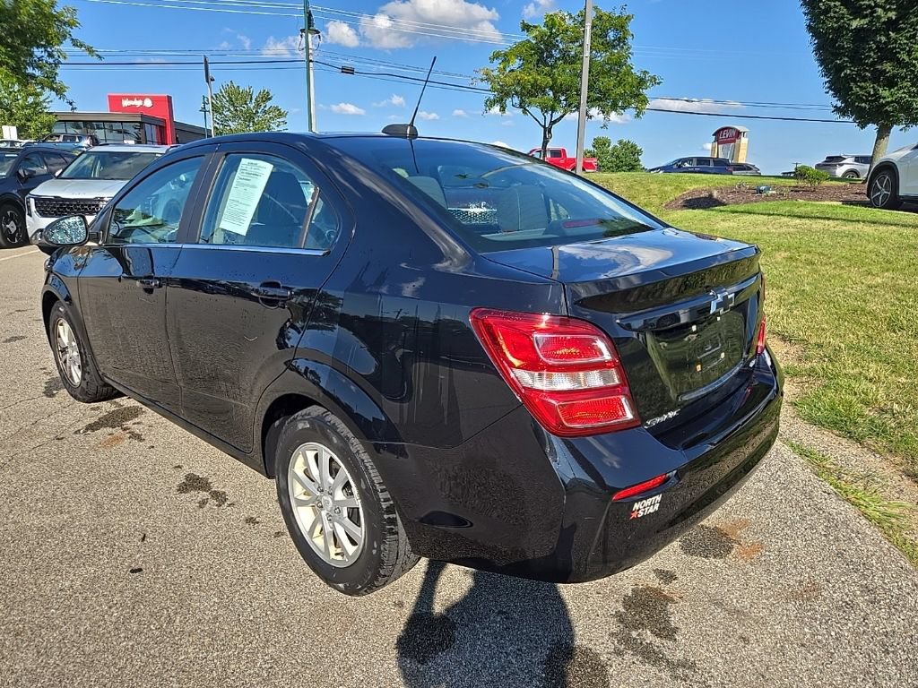 Used 2018 Chevrolet Sonic LT FWD image 9