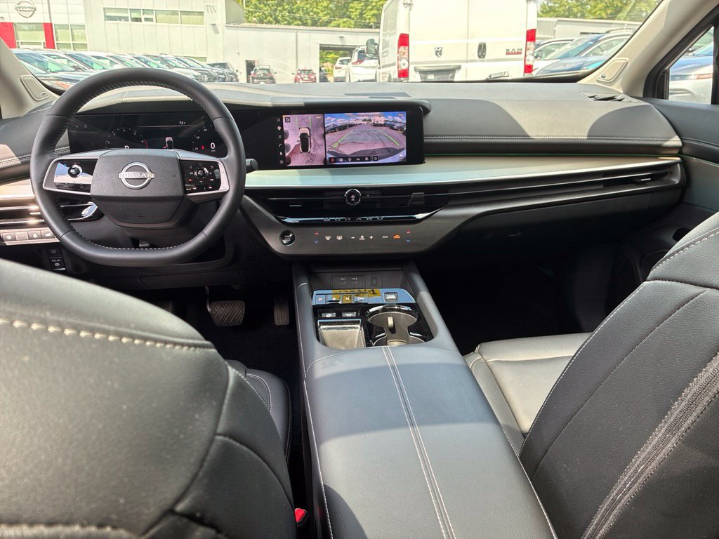 Certified 2025 Nissan Murano SL w/ Cargo Package AWD/4WD image 28