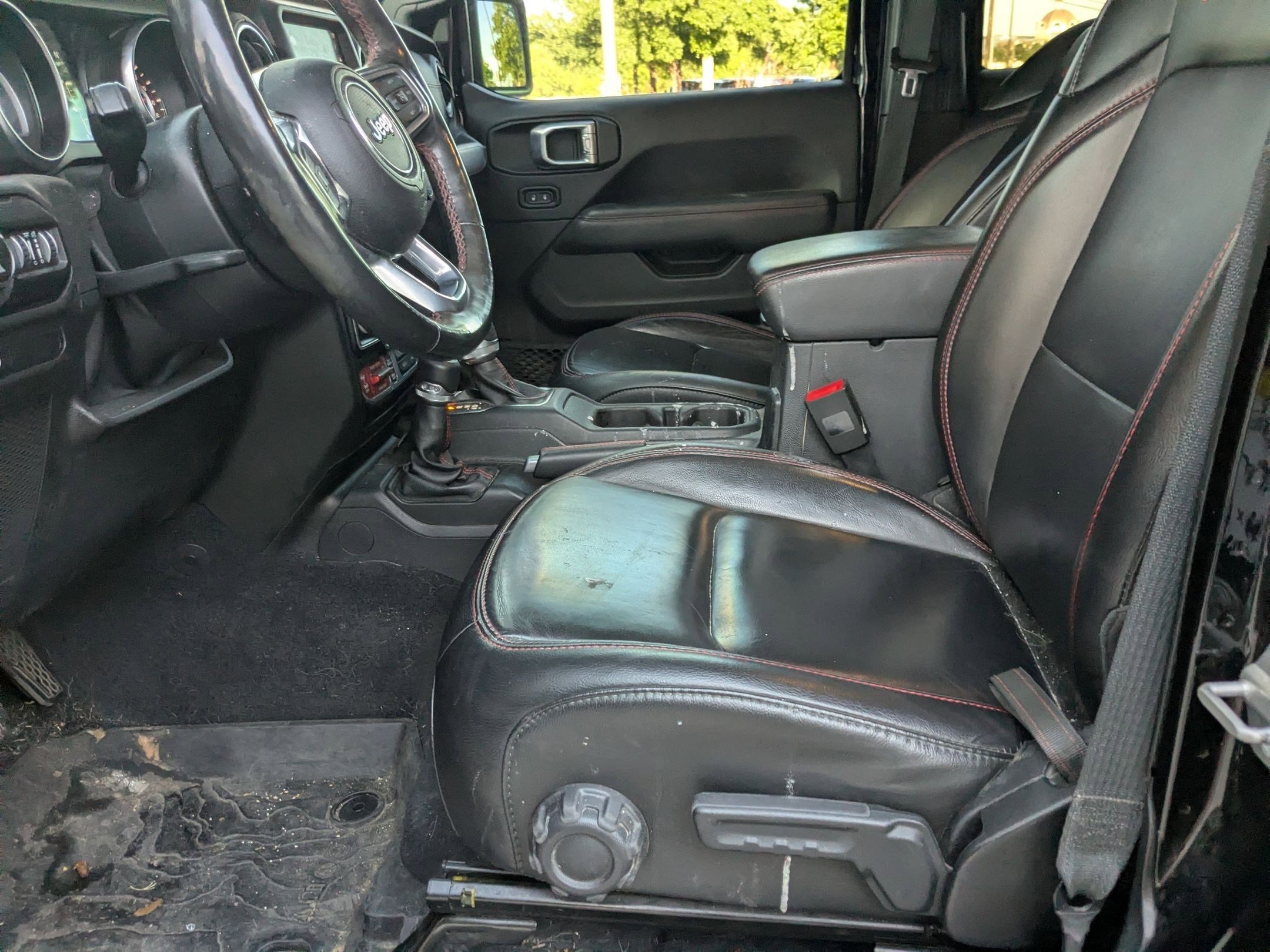 Used 2020 Jeep Gladiator Rubicon image 9