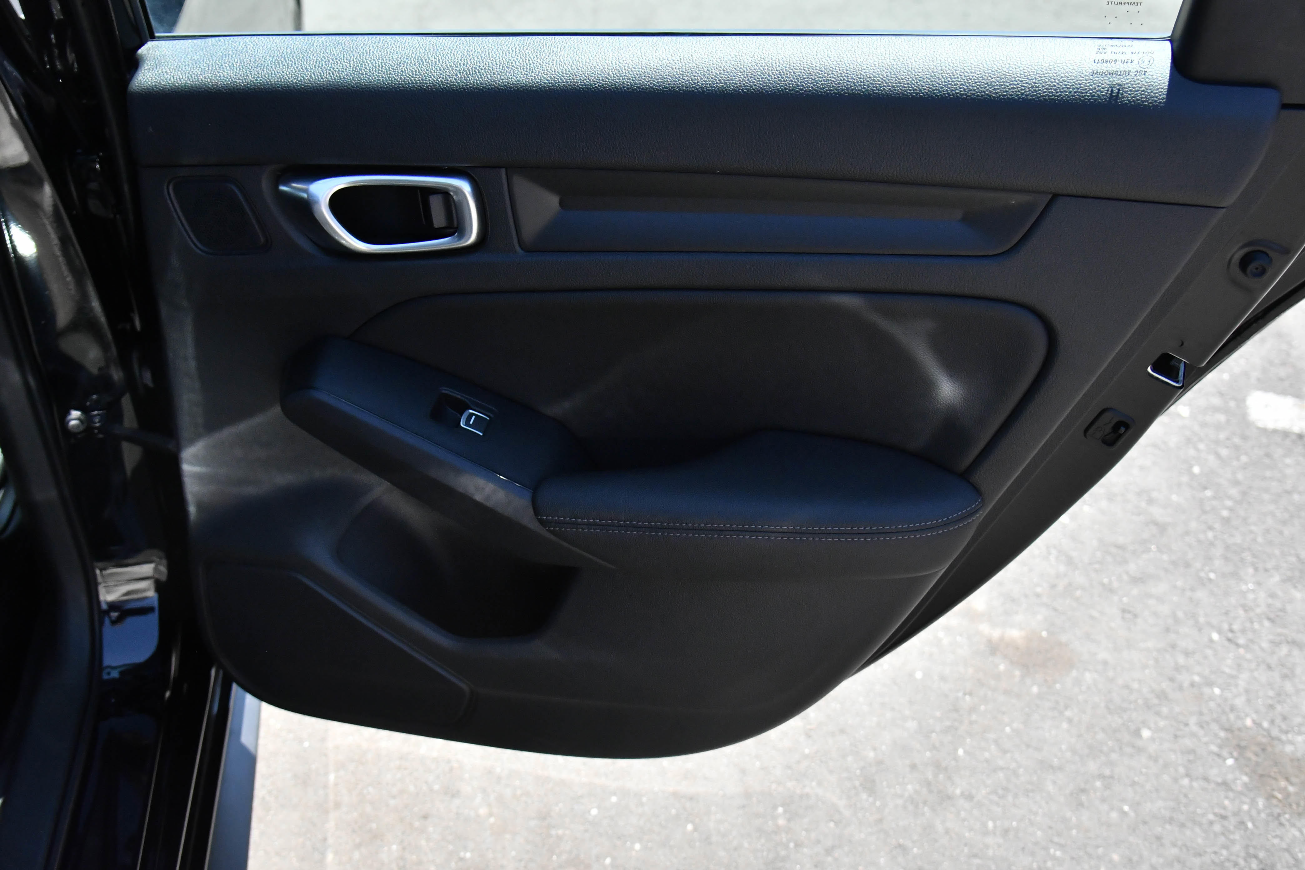 Used 2024 Honda Civic EX-L image 39