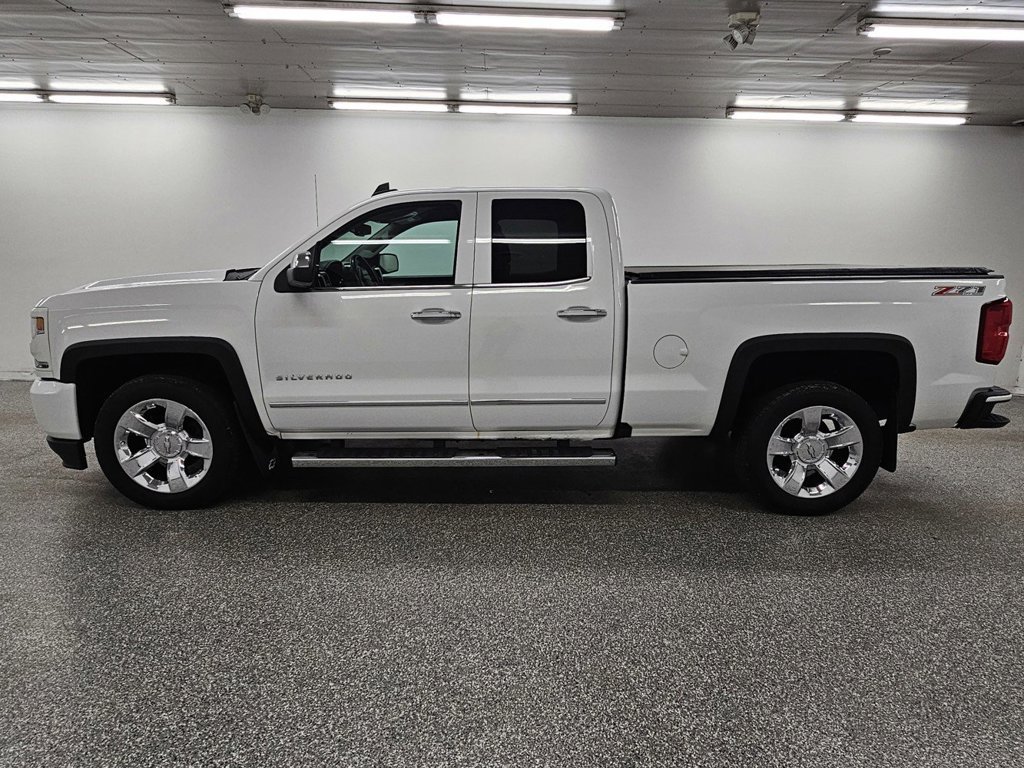 Used 2017 Chevrolet Silverado 1500 LTZ Z71 w/ LTZ Plus Package AWD/4WD image 11