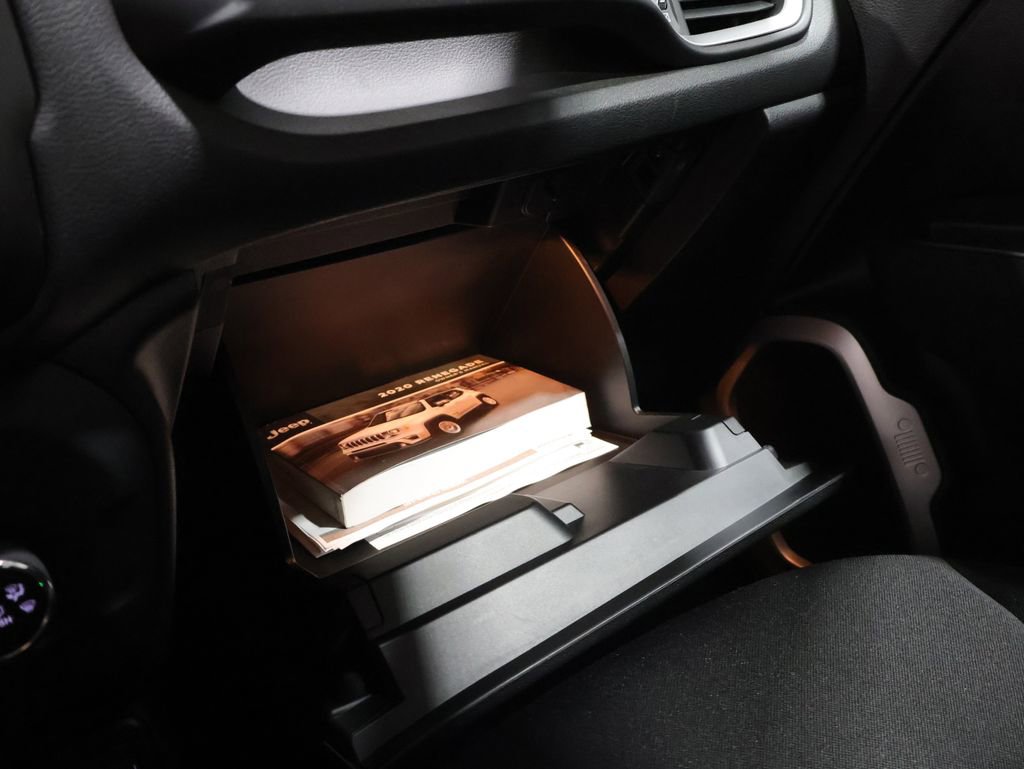 Used 2020 Jeep Renegade Sport image 29