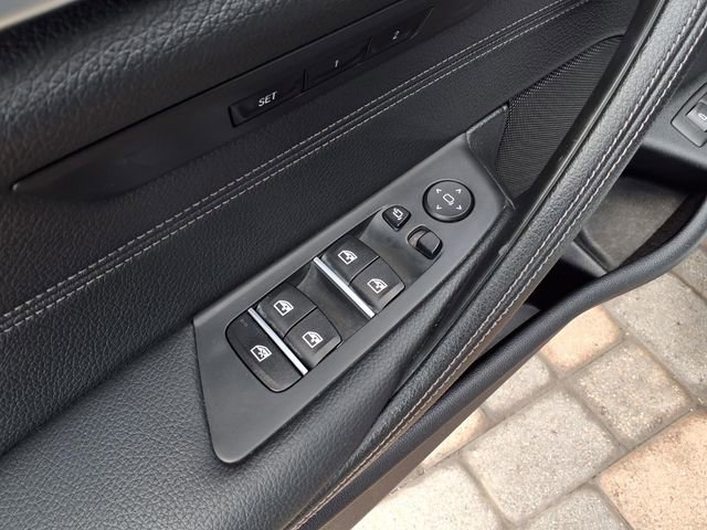 Used 2019 BMW 530i w/ Convenience Package RWD image 19