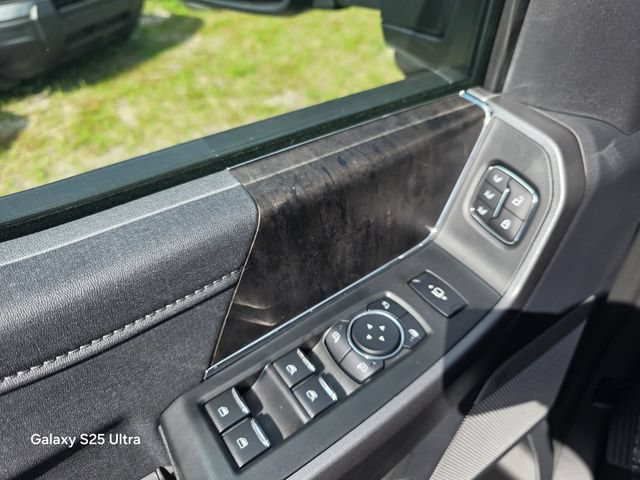 New 2026 Ford F250 Lariat w/ Black Appearance Package AWD/4WD image 32