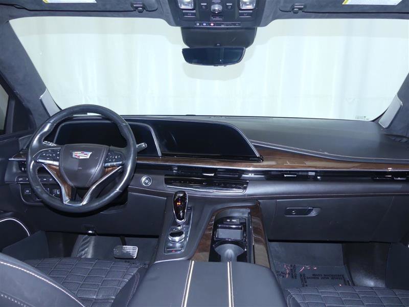 Used 2021 Cadillac Escalade Premium Luxury Platinum AWD/4WD image 8