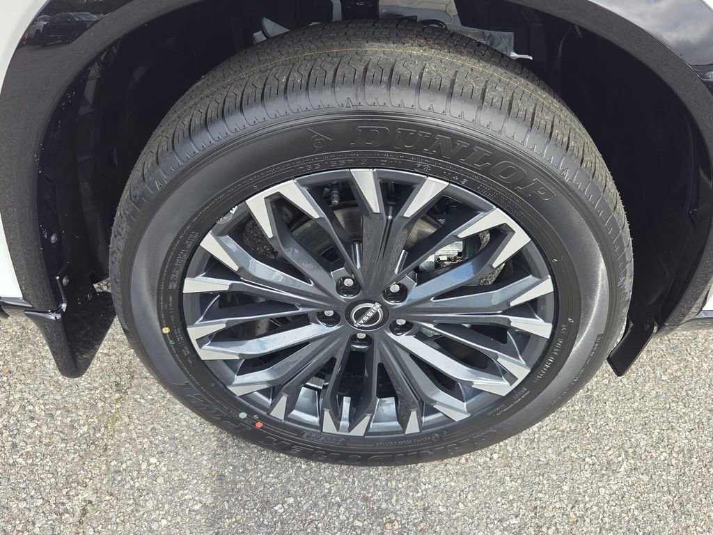 New 2026 Nissan Rogue Platinum image 14