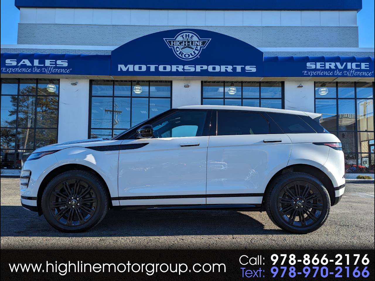Used 2024 Land Rover Range Rover Evoque Dynamic SE image 1