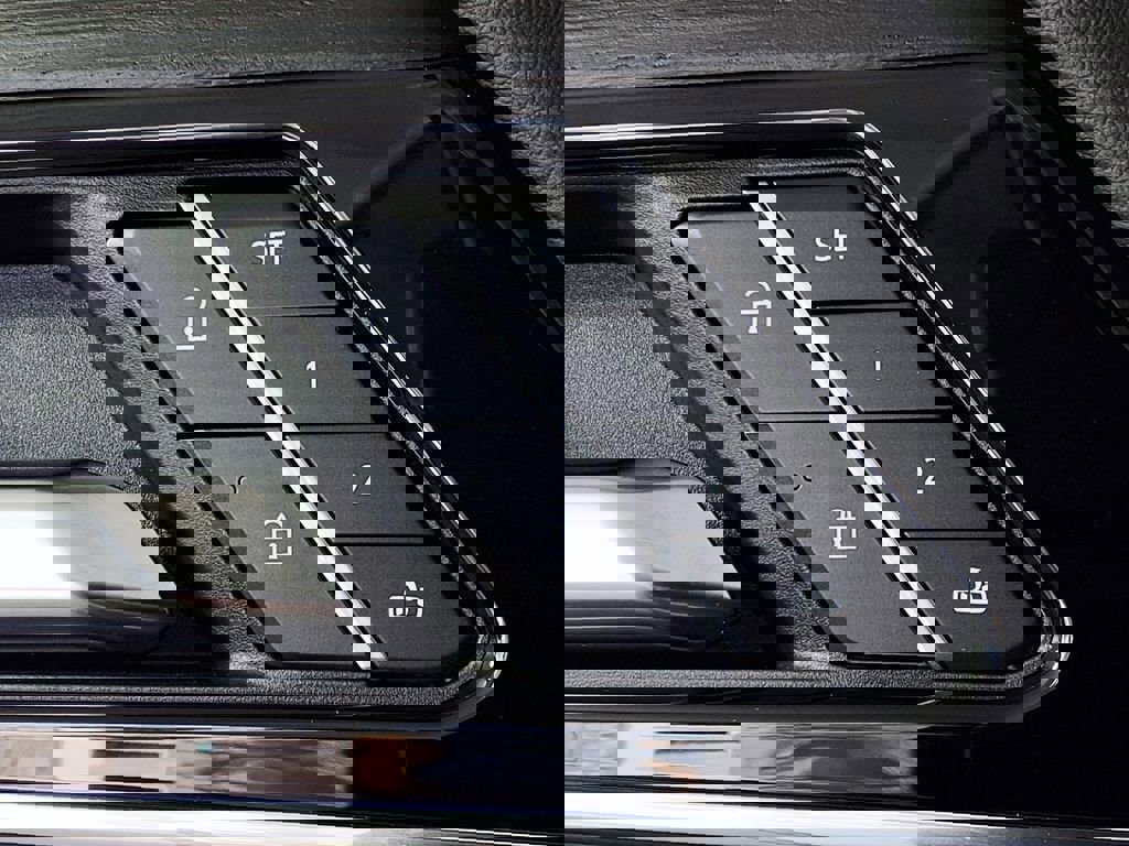 New 2026 GMC Yukon Denali w/ Denali Reserve Package image 15