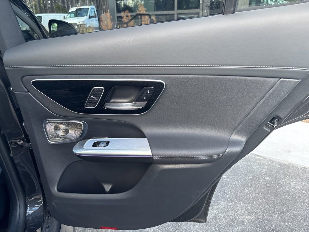 Used 2025 Mercedes-Benz GLC 300 image 20