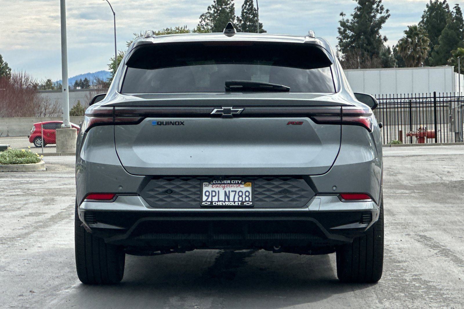 Certified 2024 Chevrolet Equinox EV RS image 6