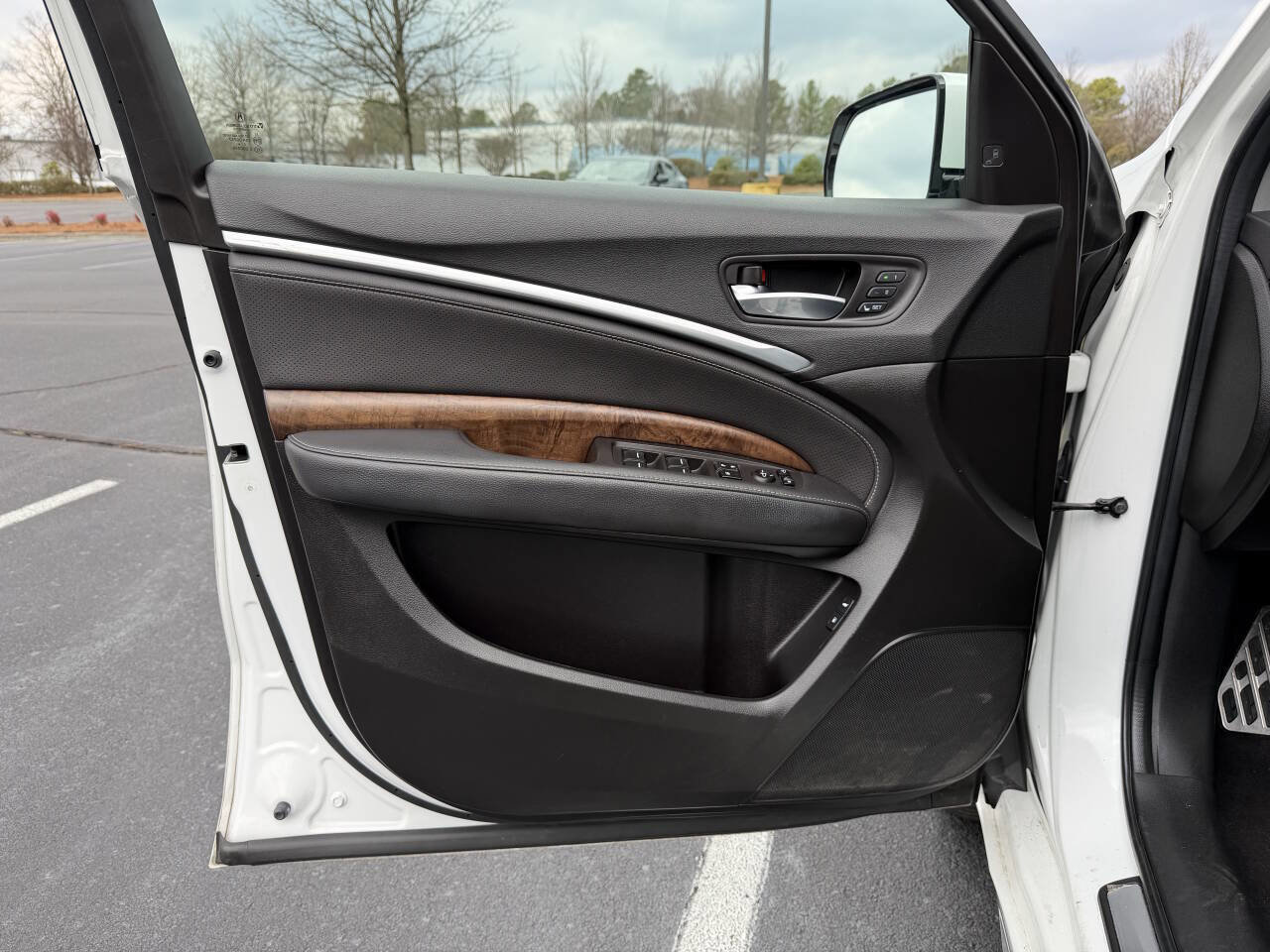 Used 2020 Acura MDX Sport Hybrid w/ Technology Pkg image 11