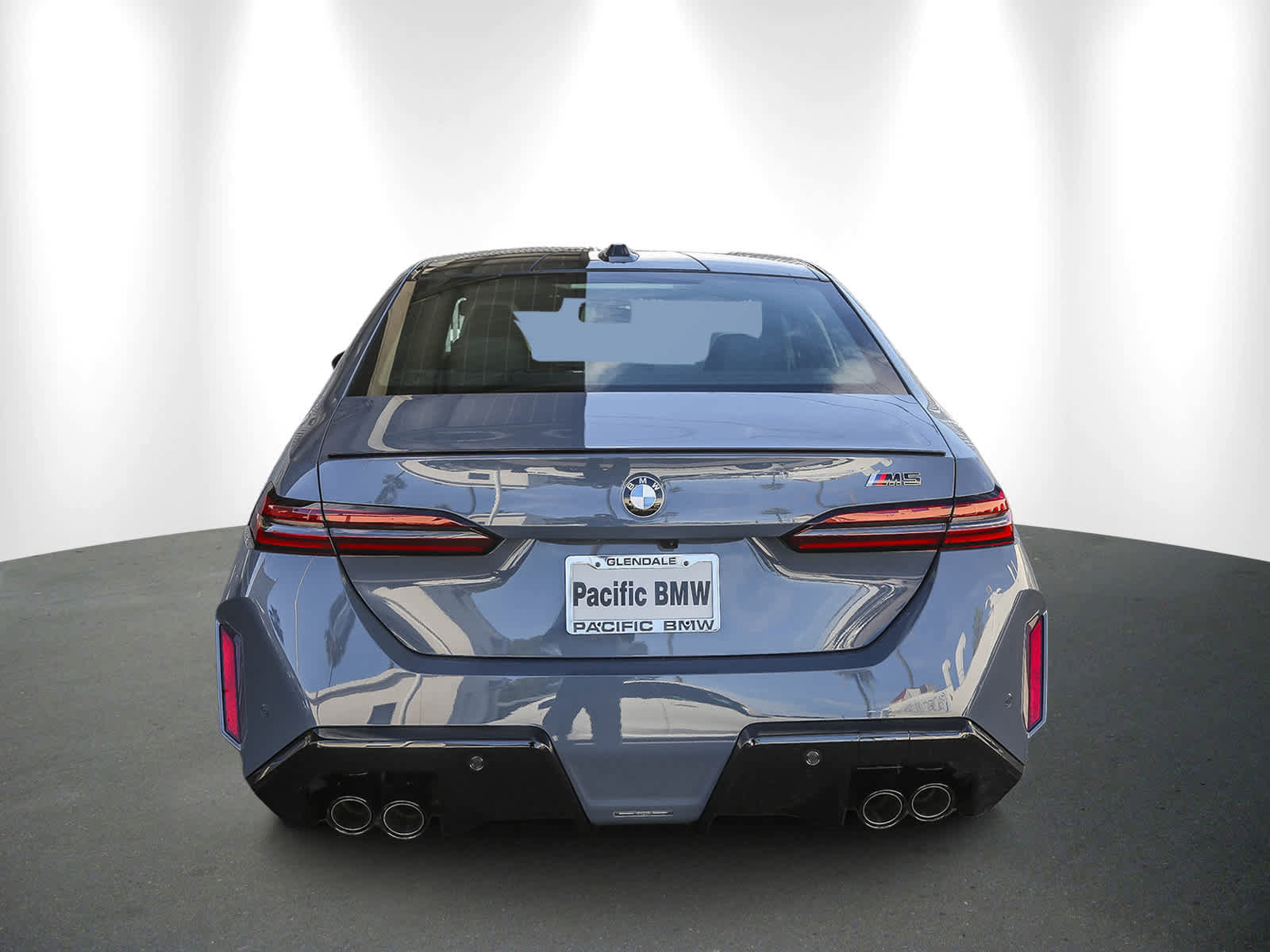 New 2026 BMW M5 w/ Executive Package image 5