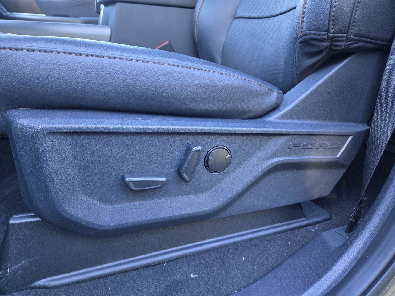 New 2026 Ford F350 Lariat image 18