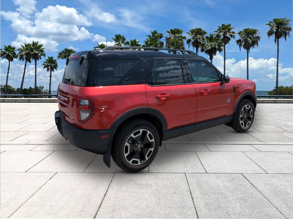 Used 2024 Ford Bronco Sport Outer Banks image 6