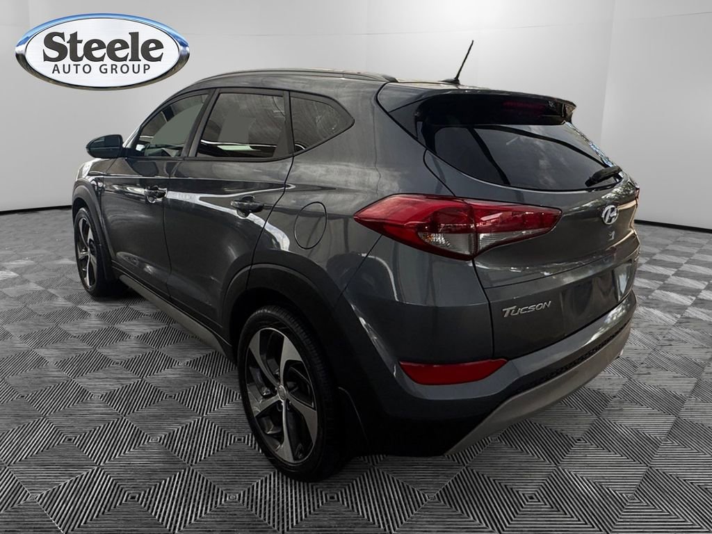Used 2017 Hyundai Tucson Sport image 3