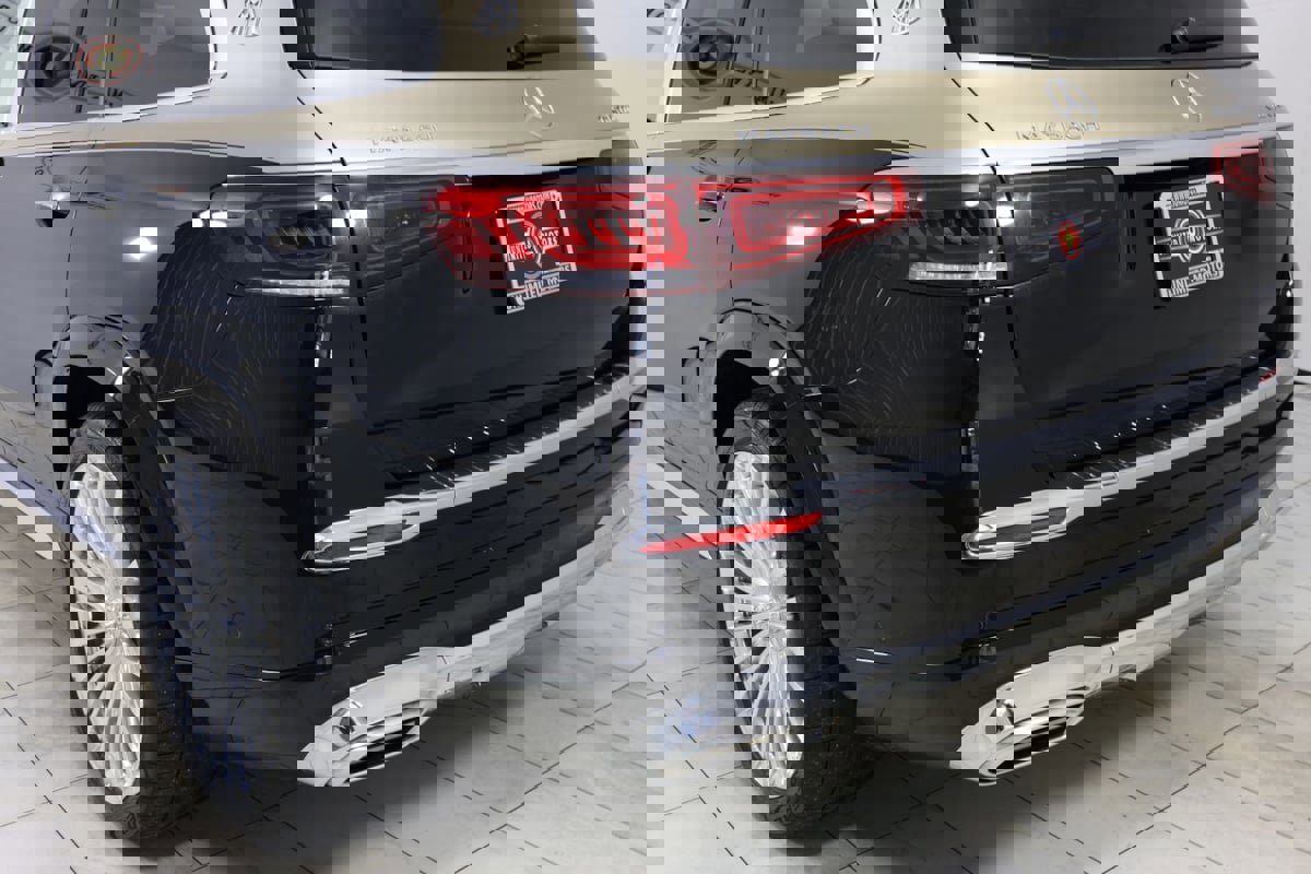 Used 2023 Mercedes-Benz Maybach GLS 600 4MATIC image 49