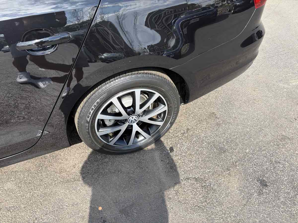 Used 2018 Volkswagen Jetta SE FWD image 35