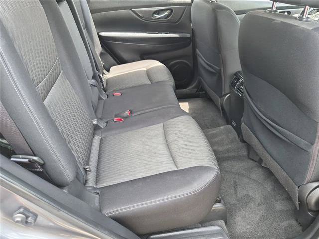 Used 2020 Nissan Rogue SV FWD image 19