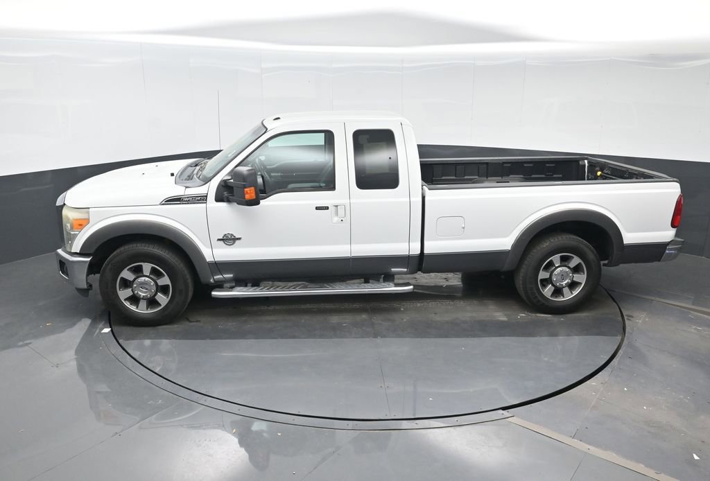 Used 2011 Ford F250 Lariat w/ Lariat Interior Pkg image 22