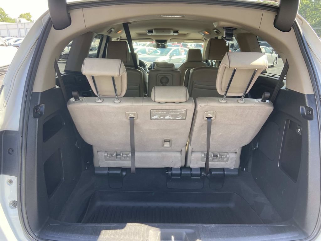 Used 2023 Honda Odyssey Elite image 12