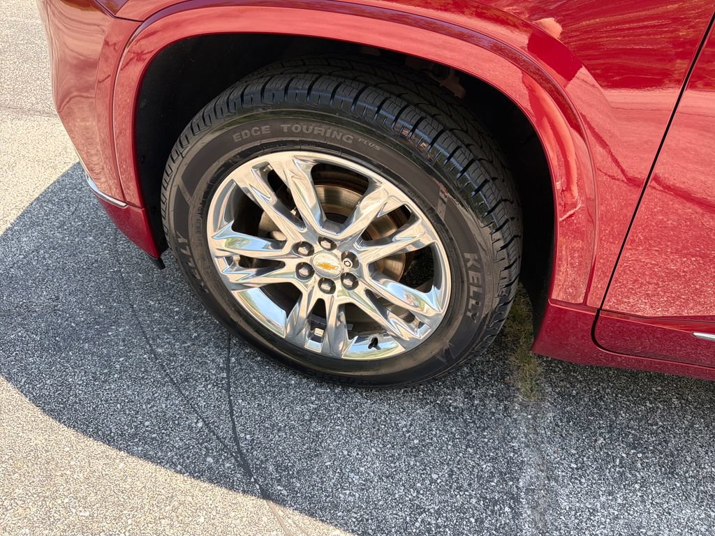 Used 2019 Chevrolet Traverse High Country AWD/4WD image 29