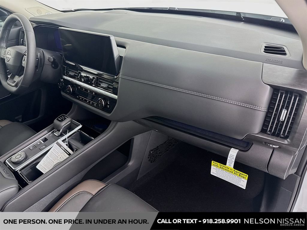 New 2026 Nissan Pathfinder Platinum image 31