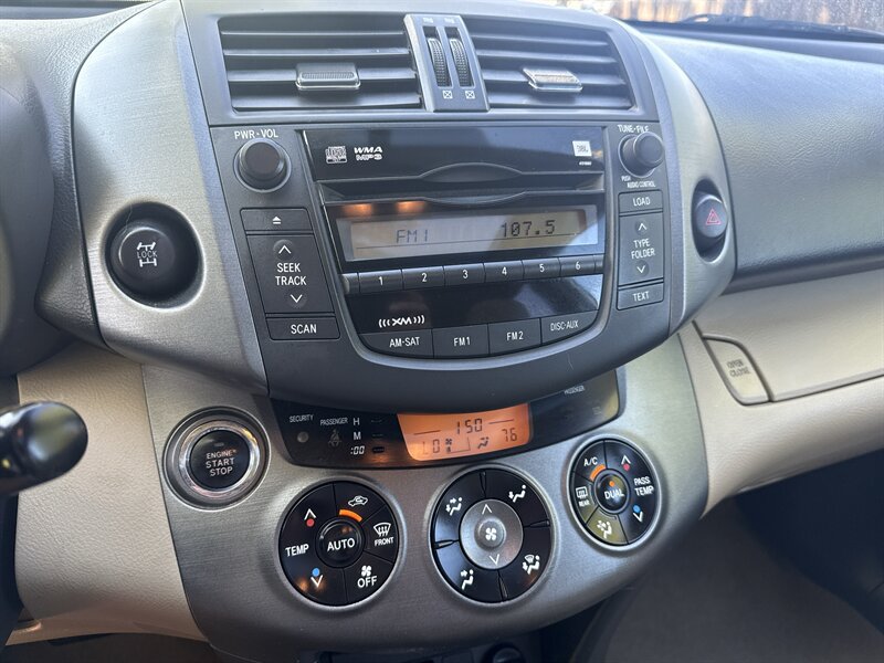 Used 2010 Toyota RAV4 Limited AWD/4WD image 33