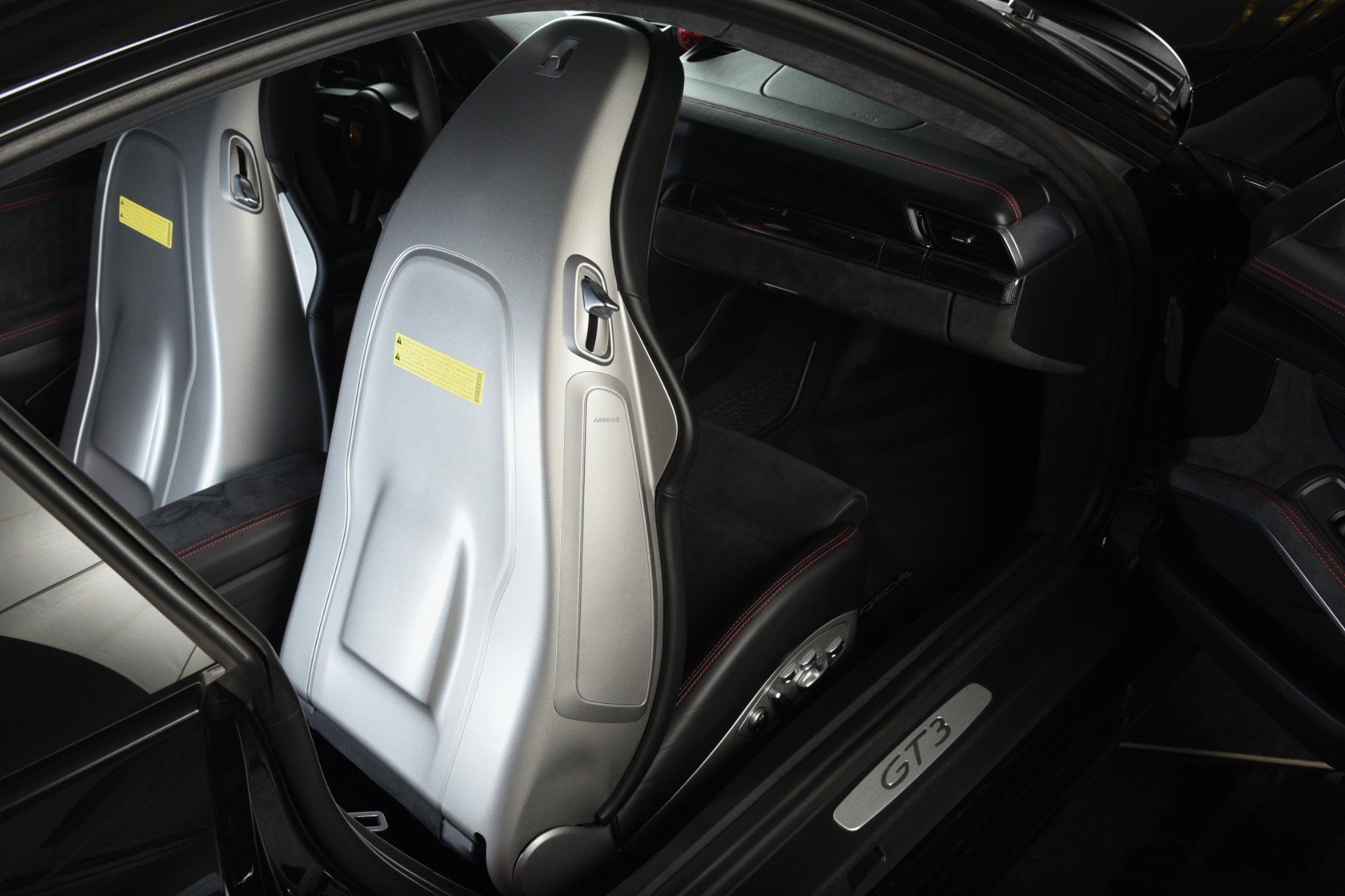 Used 2019 Porsche 911 GT3 RWD image 28