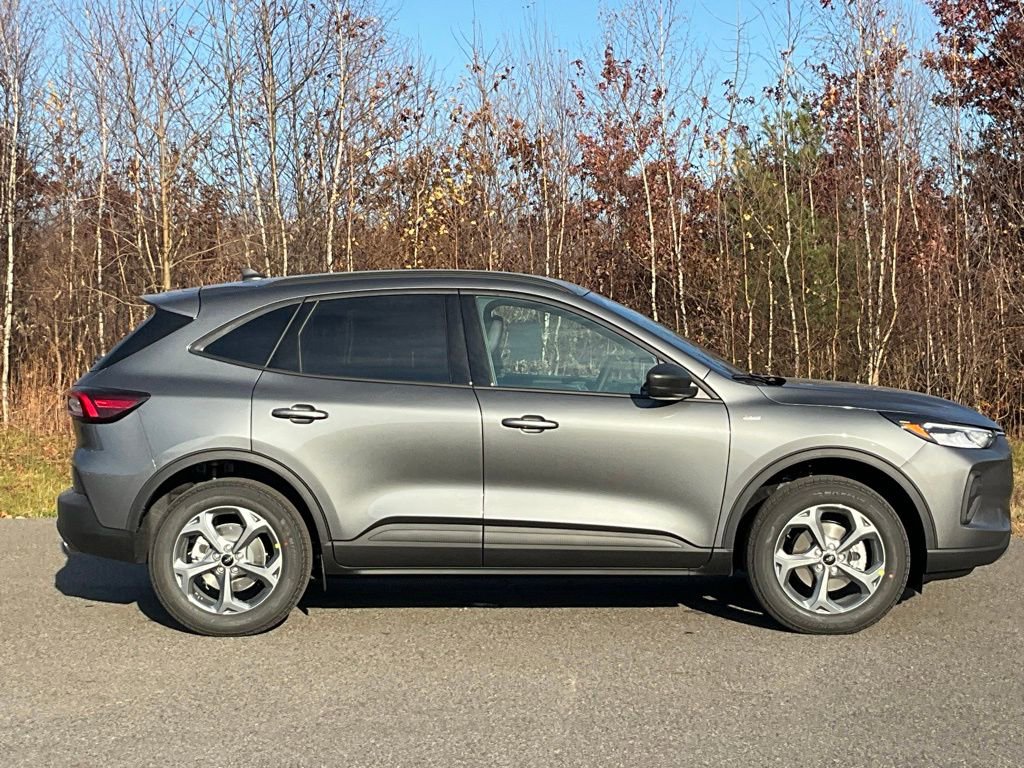 New 2026 Ford Escape ST-Line w/ Cold Weather Package AWD/4WD image 22