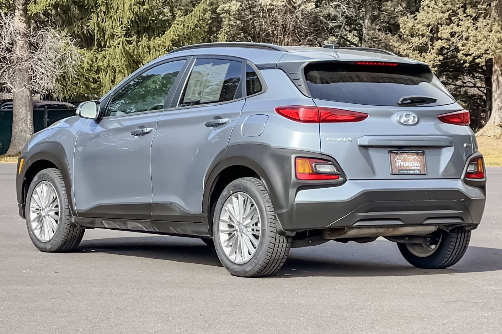 Used 2021 Hyundai Kona SEL w/ Cargo Package image 6