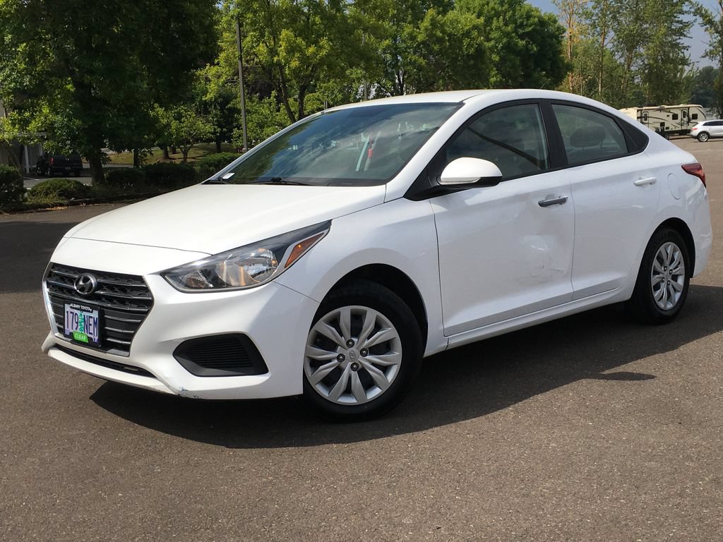 Used 2022 Hyundai Accent SE