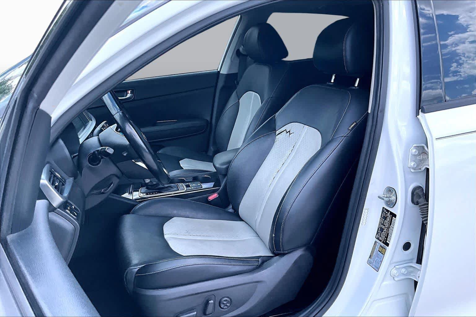 Used 2019 Kia Optima EX w/ EX Premium Package FWD image 8