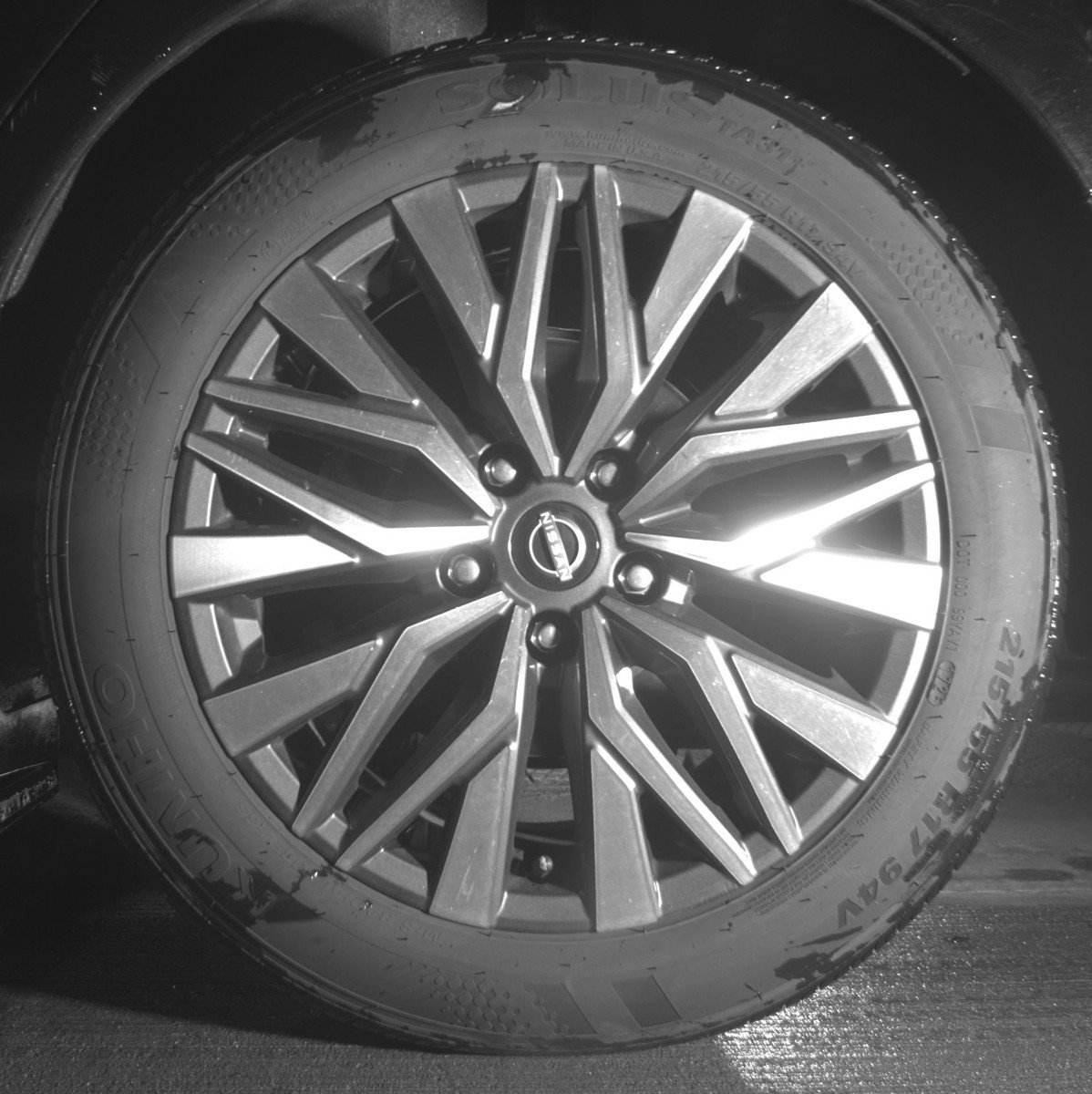 Used 2025 Nissan Altima 2.5 SV image 14