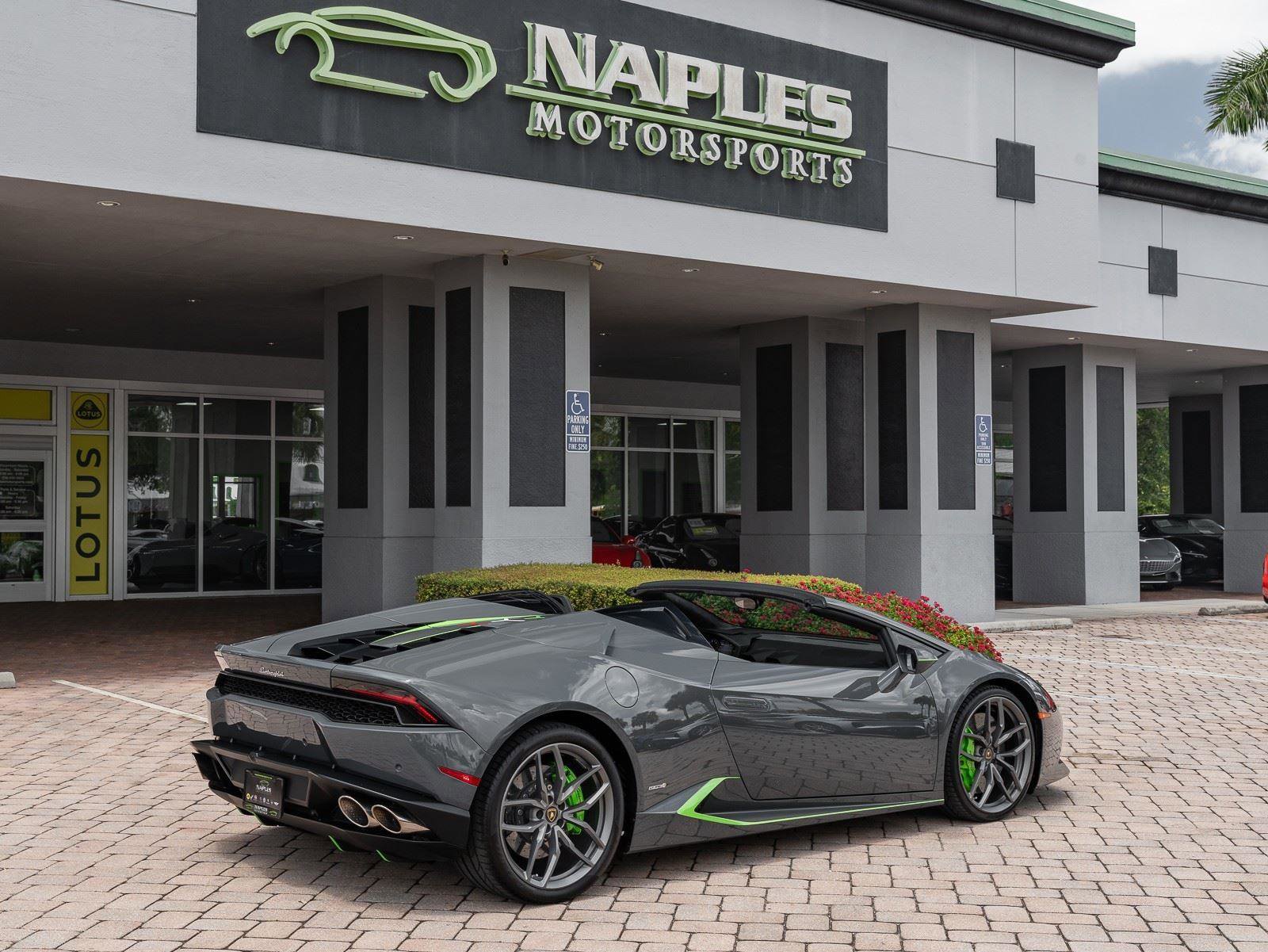 Used 2016 Lamborghini Huracan LP 610-4 AWD/4WD image 31